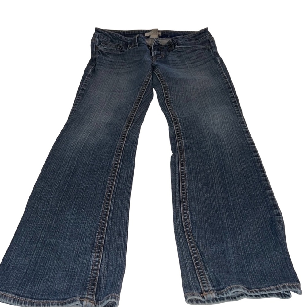 Women’s‎ jeans size 9 log (166A)